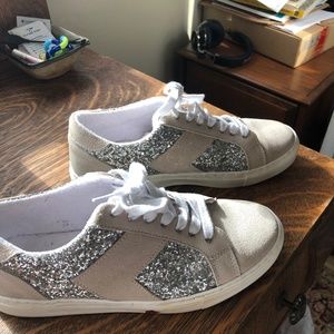 Steven NY by Steve Madden Glitter Sneaker- like new!